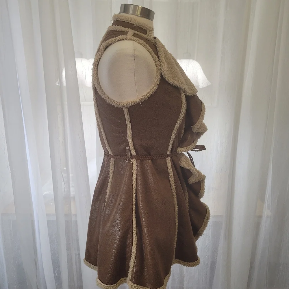 Ryu Anthropologie Faux Suede Sherpa Ruffled Vest size Small